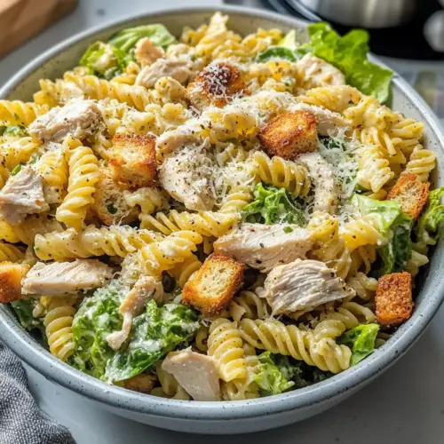 Hähnchen Caesar Pasta Salat